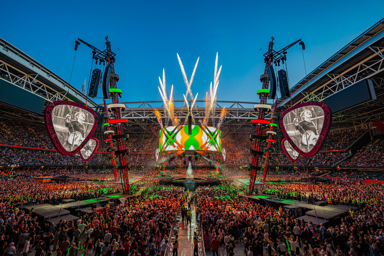 Ed Sheeran +=÷× Tour Stage One