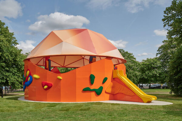 Photo of Play Pavilion installed at Serpentine Galleries